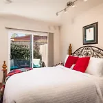 Whispering Creek Bed & Breakfast